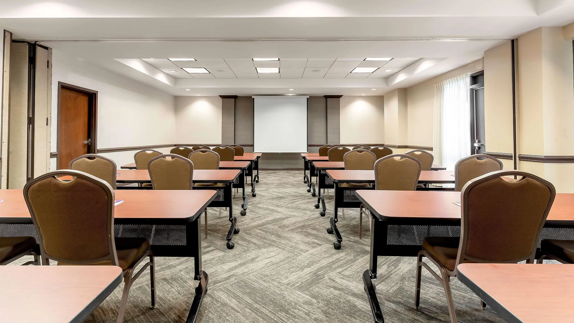 Hotel Hyatt Place Charlotte Airport Billy Graham Parkway