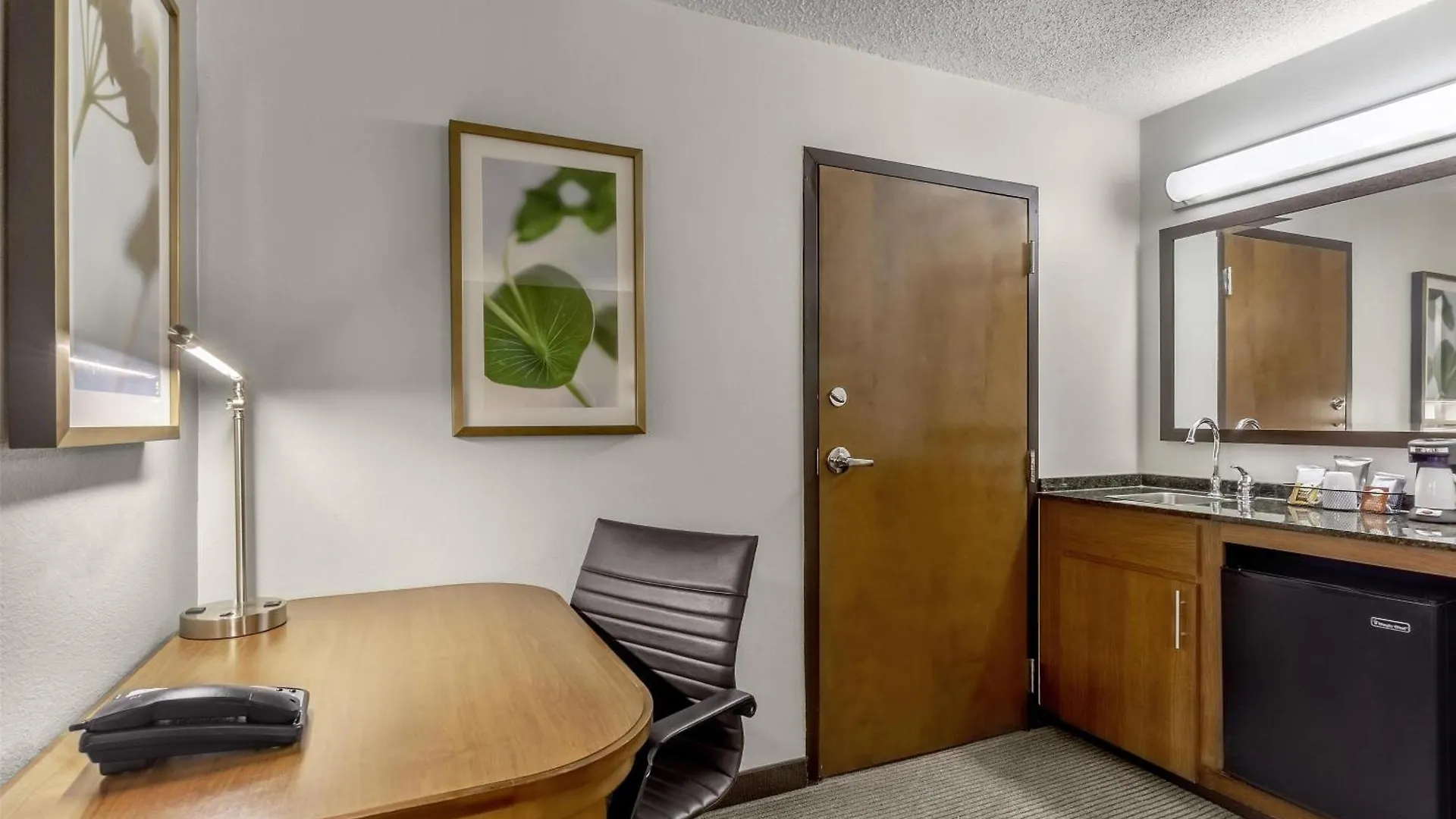 Hotel Hyatt Place Charlotte Airport Billy Graham Parkway